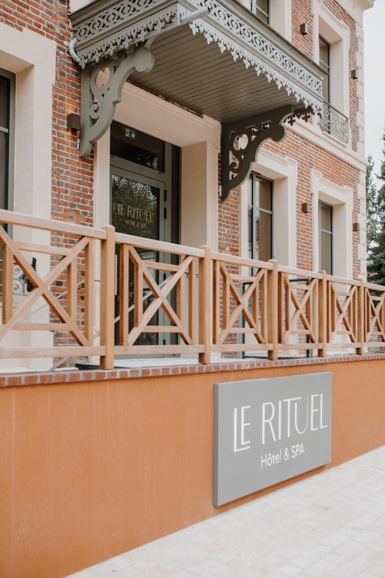 Le Rituel Hotel & Spa องเฟลอร์ ภายนอก รูปภาพ